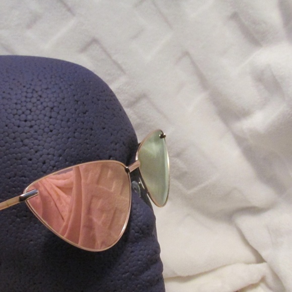 Purple Cat Eye Mirrored Sunglasses - Picture 7 of 8